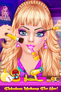 Fashion Doll - Back to School Dress Up Game